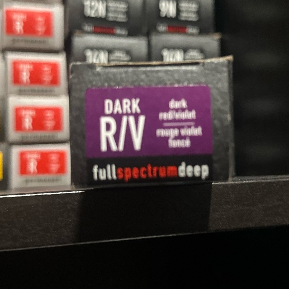 💖🆕💖 Aveda Deep pure pigment Dark RV
